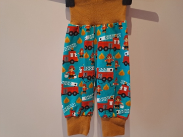 Babyhose, Pumphose Gr. 68 Jersey Feuerwehr auf türkis