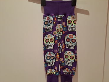 Babyhose, Pumphose Gr. 80 Jersey, Totenköpfe lila