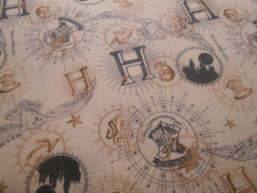 Baumwolle Harry Potter Hogwartz auf hellem Untergrund