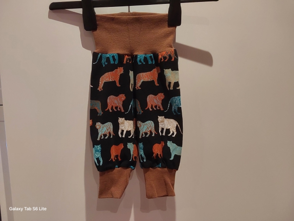 Babyhose, Pumphose Gr. 62 Jersey Wildkatzen